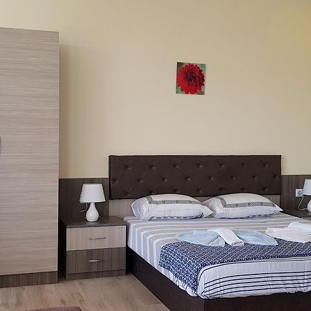 Brilliant Aparthotel Созополь Экстерьер фото
