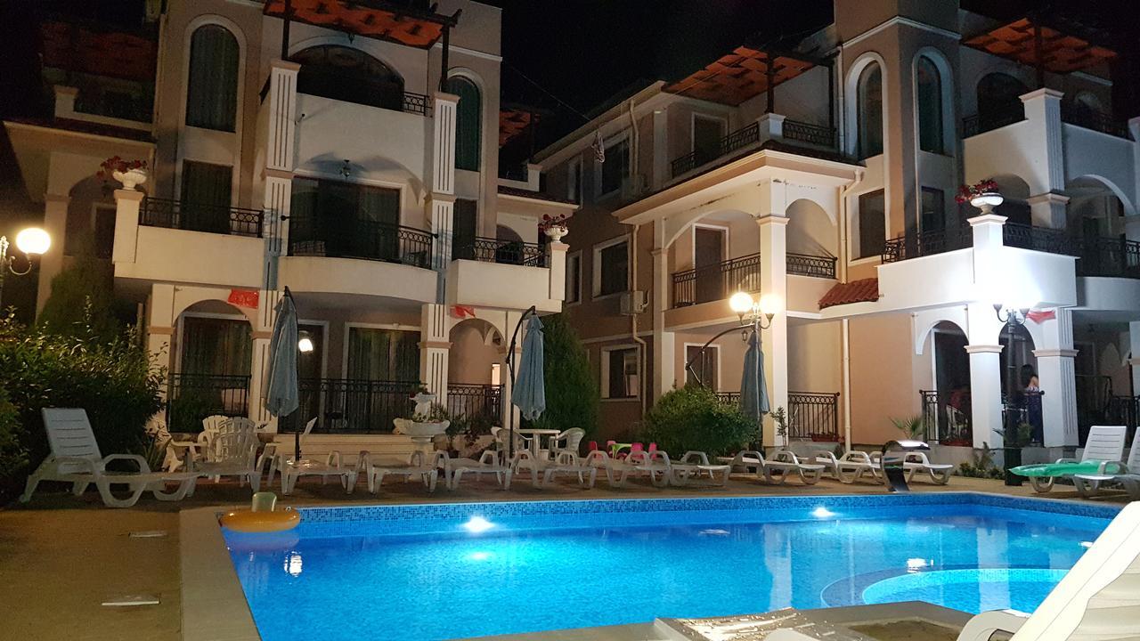 Brilliant Aparthotel Созополь Экстерьер фото