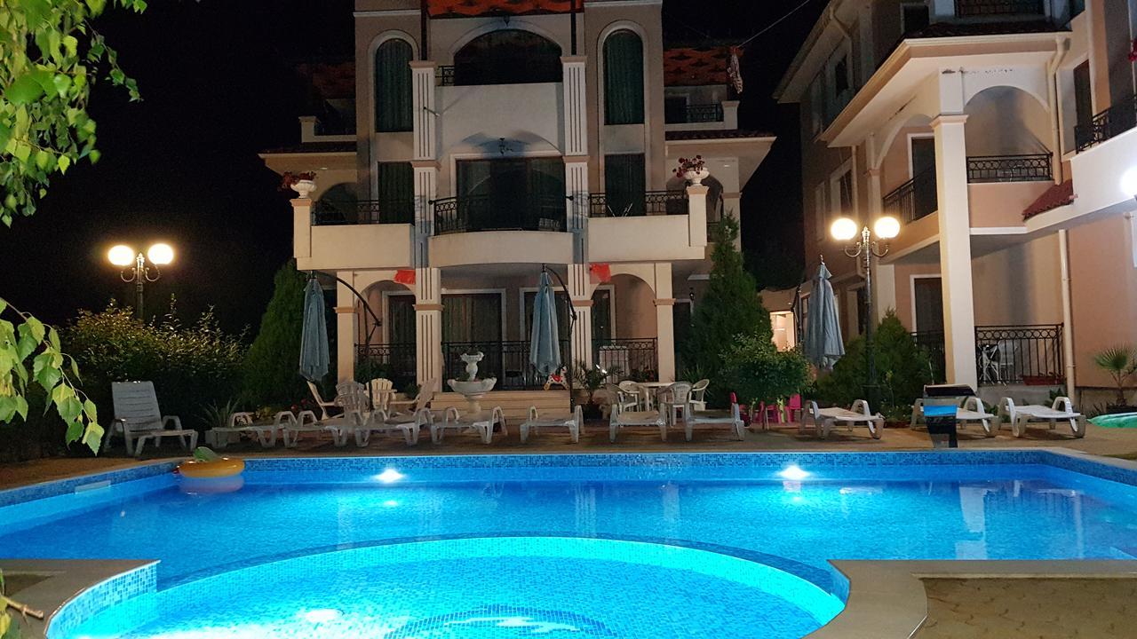 Brilliant Aparthotel Созополь Экстерьер фото