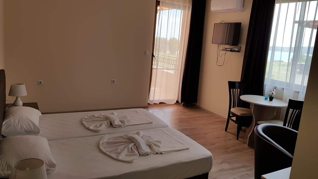 Brilliant Aparthotel Созополь Экстерьер фото